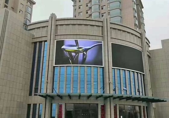 Custom Outdoor LED Video Walls Screen P8 Waterdicht IP65 ijzeren kast