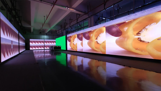 van de Openlucht LEIDENE van 300W P8 P10 maakt het Video de Vertoningsijzer Muren Volledige Kleur 7000cd/M ² waterdicht