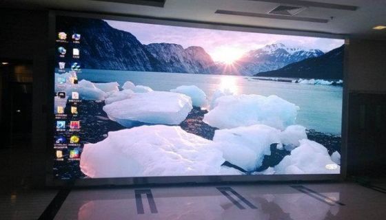 SMD1515 Smalle Pixel Pitch LED Display P1.875 Reclame 1R1G1B Eenvoudige Installatie