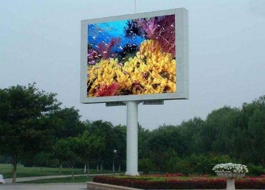 P6.67 Commerciële buitenreclame schermbord 16.7M 7000cd/ M2