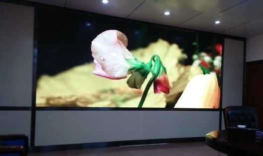 Indoor P2. 5 Small Pixel Pitch Led Display Screens High Definition 3840hz Voor zakelijke kantoren